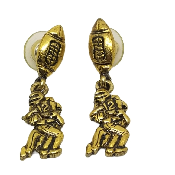 BERGDORF GOODMAN 1995 GOLDTONE FOOTBALL THEME DROP EARRINGS - Picture 1 of 5
